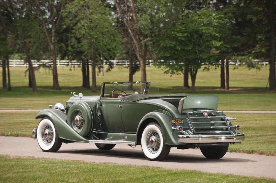  Packard Twelve Convertible Coupe 1933 года  (фото 2 из 57)